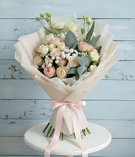 Букет цветов из:  Розы и Лизиантусы в Вельске