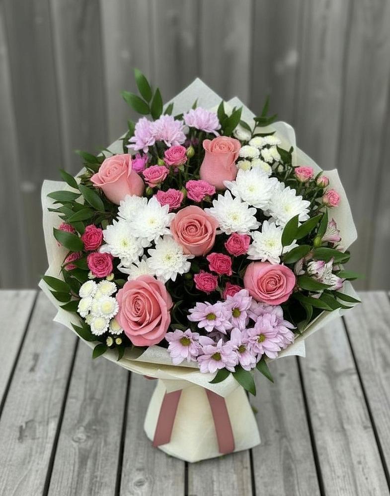 Букет цветов из: Альстромерии, Гвоздики, Розы и Хризантемы в Вельске