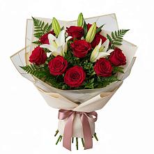 Букет цветов из:  Лилии и Розы в Вельске