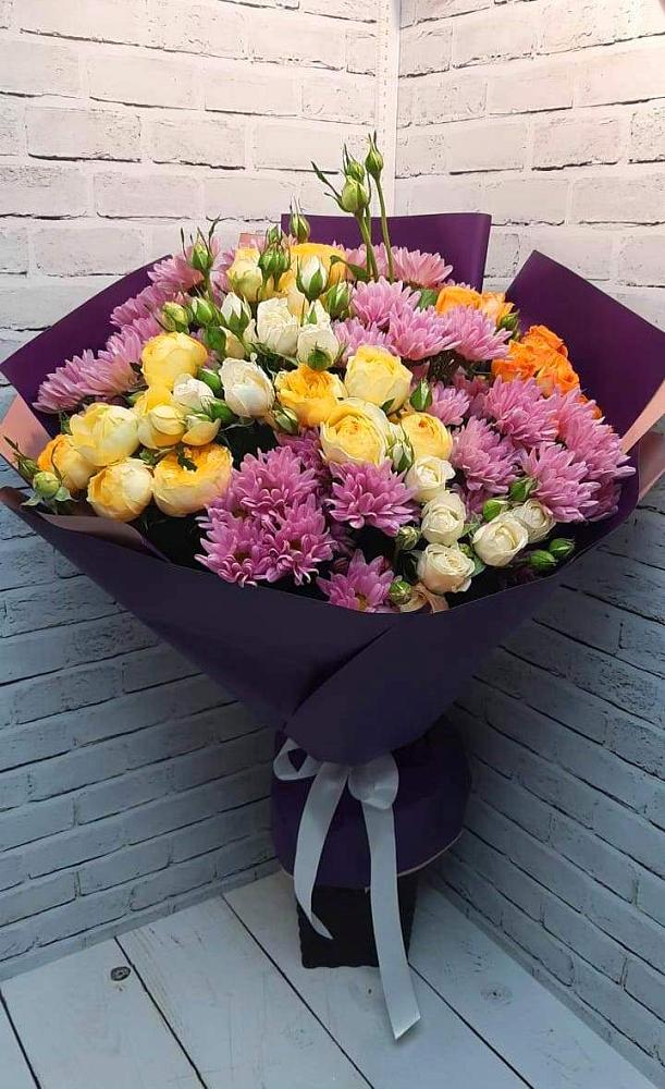 Букет цветов из: Хризантемы и Розы в Вельске