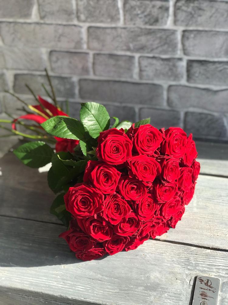 Букет Красные розы Фридом в Вельске