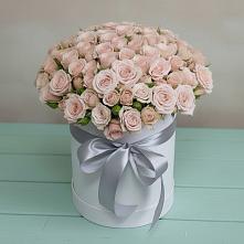 Цветочная композиция из Розы в шляпной коробке в Вельске