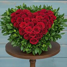 Цветочная композиция из Розы в виде сердца #REPLACE_PRED# Вельске