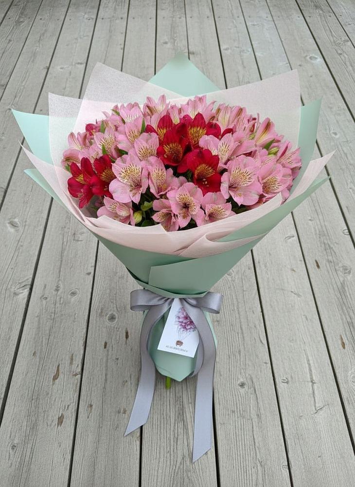 Букет цветов из: Альстромерии в Вельске