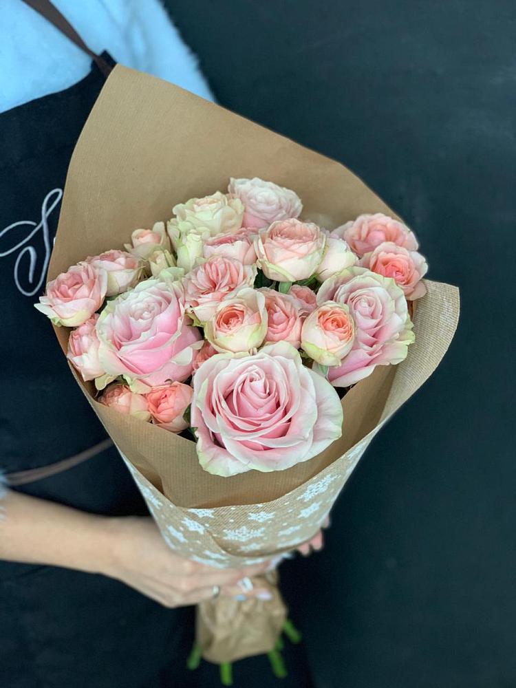 Букет цветов из: Хризантемы и Розы в Вельске