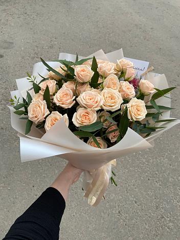 Букет Кремовые розы Латте в Вельске
