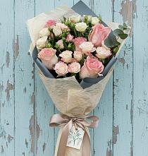 Букет цветов из:  Розы в Вельске