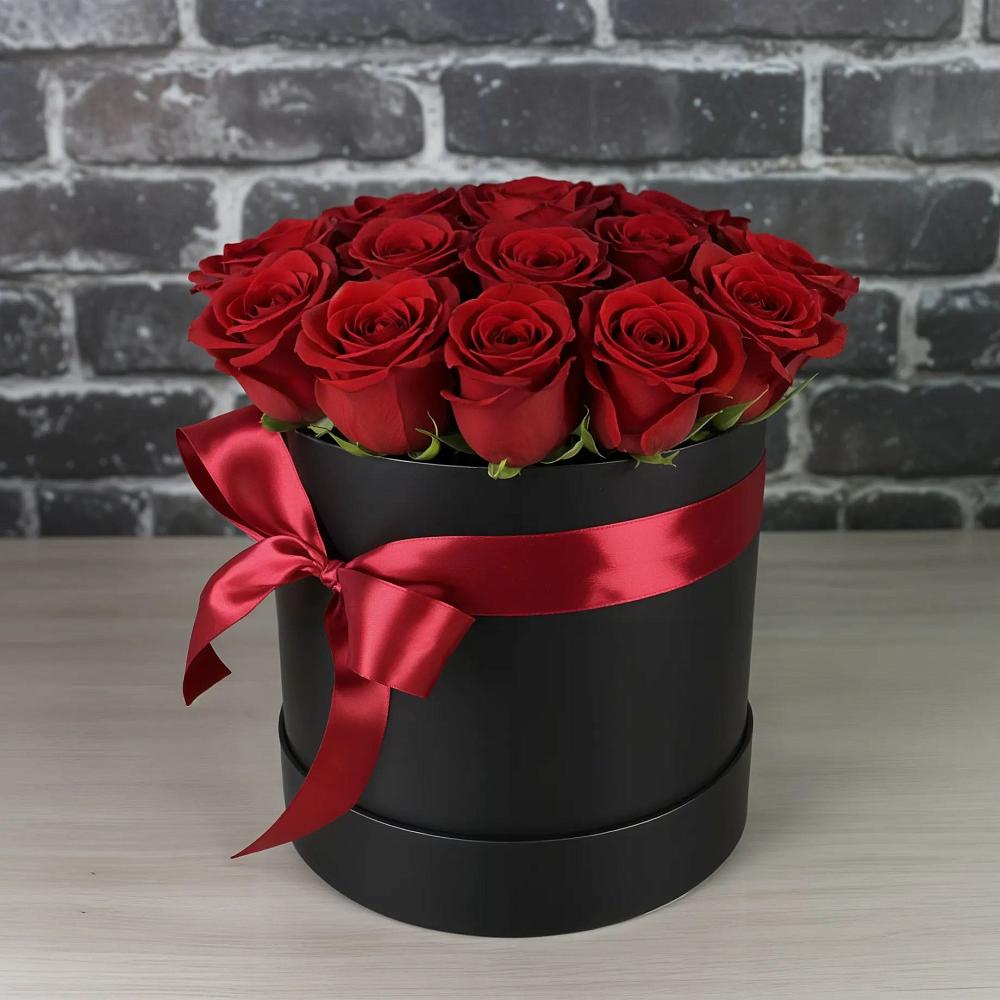 Цветочная композиция из Розы в шляпной коробке в Вельске