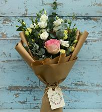Букет цветов из:  Розы и Лизиантусы в Вельске