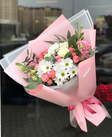 Букет цветов из: Розы, Лизиантусы и Хризантемы в Вельске